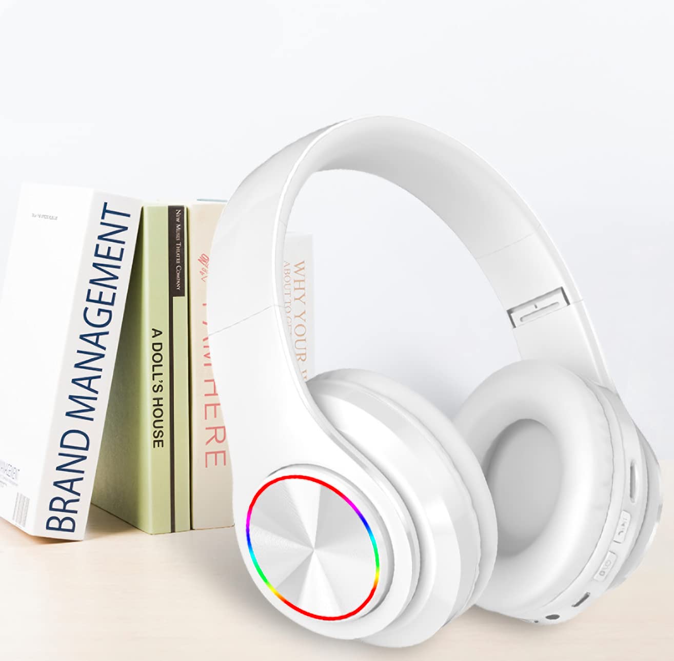 Wireless Bluetooth 5.0 Foldable headphone with Built-in microphone and Stereo Sound